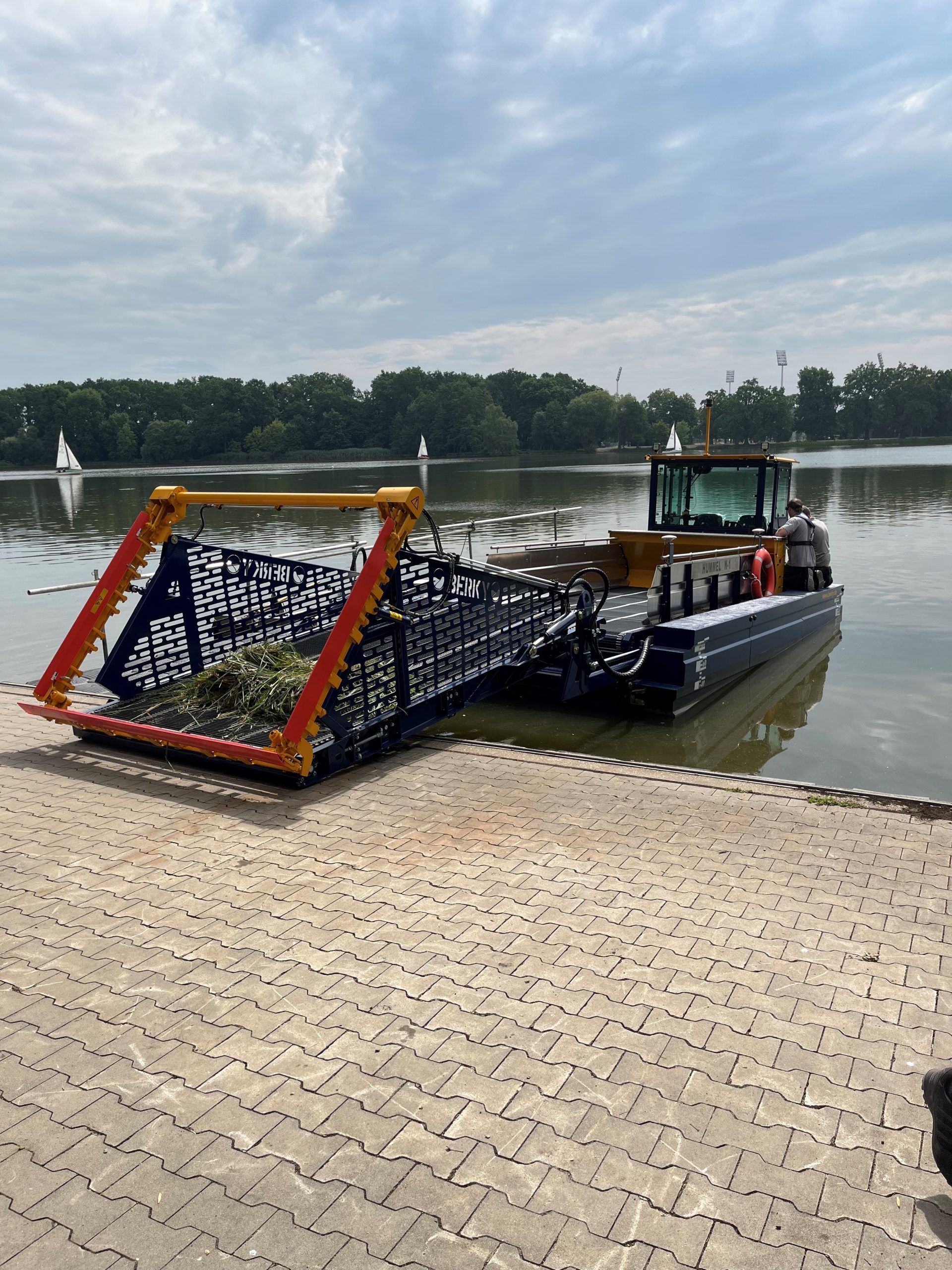 BERKY TRITON 550