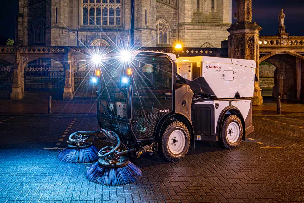 MULTIHOG CV 350 SWEEPER