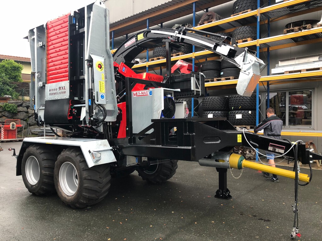 MUS-MAX TERMINATOR Z (PTO trator)